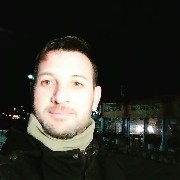 #CryptoMarketPullback 🚨 READ CAREFULLY — REAL CRYPTO HISTORY!
After 8 years, $BNB is now worth $1000.
After 8 years, $ADA is now around $0.90.
After 12 years, $XRP touched $3.
So think about it.
If someone invested just $100 in BNB when it was $0.10,
they would have 1,000 BNB.
And today:
1,000 × $1,000 = $1,000,000+ ✅
Yes — $100 could become $1,000,000.
✅ But why did this happen?
Because:
They entered early
They believed when others didn’t
They held for years, not weeks
Crypto doesn’t reward those who rush…
It rewards those who hold with conviction.
📌 Reality Check
Not every coin becomes the next BNB.
Thousands of coins disappear.
But every bull market brings a few strong projects
that grow 100x — 10,000x.
Your job is:
Research.
Choose strong projects.
Invest slowly.
Hold long-term.
🧠 The Question is Not:
“Can $100 turn into $1,000,000?”
💡 The Real Question is:
“Do you have the patience to hold for 4–8 years?”