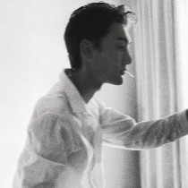 In the future, when buying OKB, you are not waiting for it to fall to 100 dollars, 70 dollars, or 50 dollars. Instead, you are waiting for it to drop below the yearly line, unable to fall further, and then sideways for half a year. Every bull coin has to go through a long period of brewing before it can trigger a multi-fold market. In the past, before XRP and OKB started a big market, they both went through a long sideways phase with no one paying attention.
#OKB #DOGE $SOL 