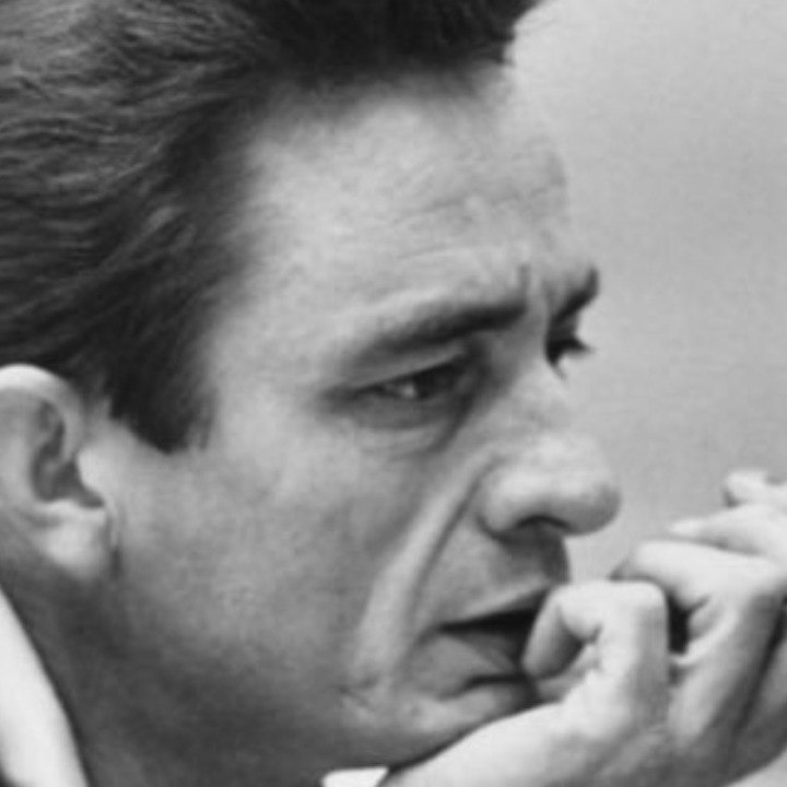 $ETH  I'm keeping the long open. In this case it's testing support after this week's breakout, but I still don't fully trust it. I'm holding the position but until BTC makes up its mind I'm not planning to open more trades. I still see validity in that long both from PA and from