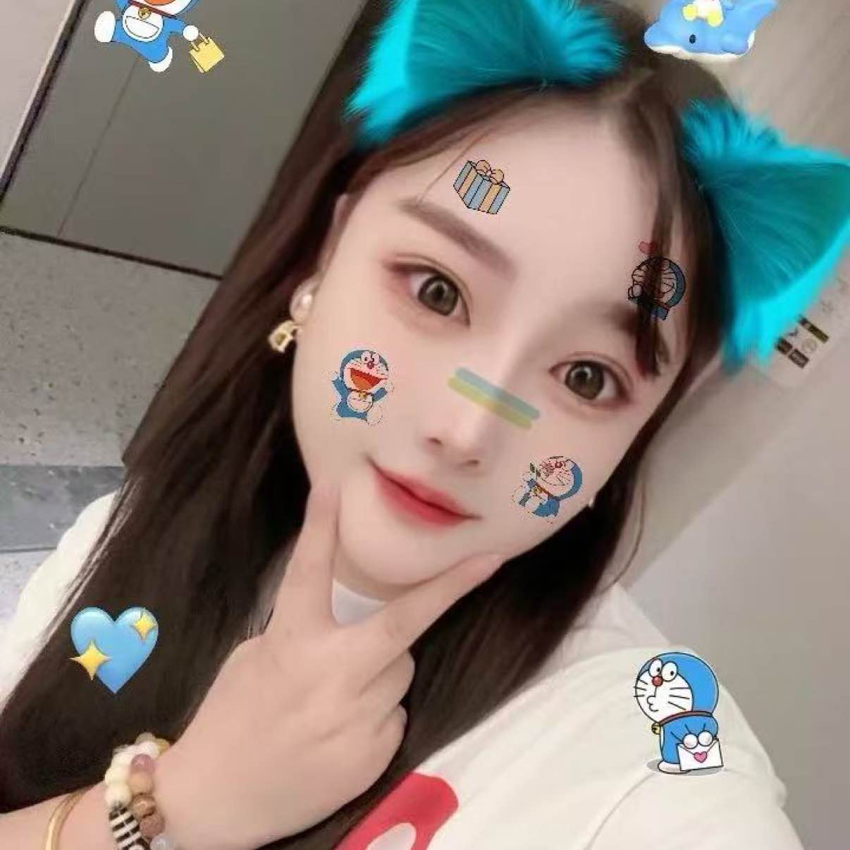 user-avatar