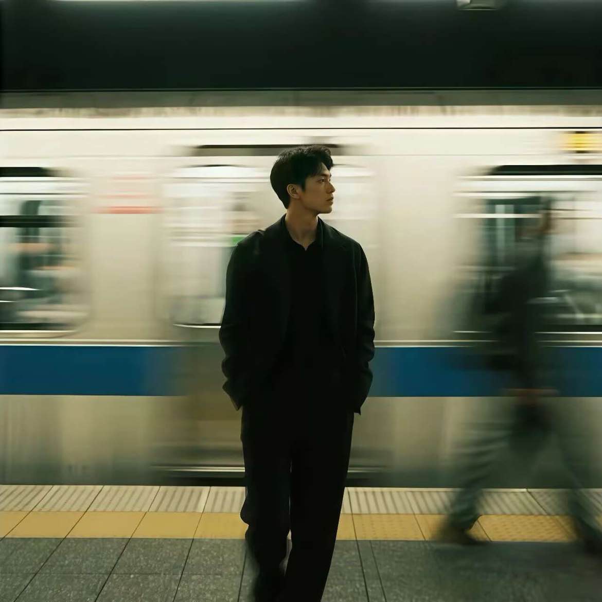 $ETH  Yesterday's low was 1958. Today is Saturday; watch for a rebound and correction between 1992-1980. Stop loss at 1970, take profit at 2010-2030-2070, to gauge the rebound strength!  
$BTC  Yesterday's low was 65,800. The intraday target is also a rebound, between 66,300-66,000. Stop loss at 65,500, take profit at 67,400-68,300. Watch for rebound strength, profit while good, protect capital! #比特币震荡走弱 