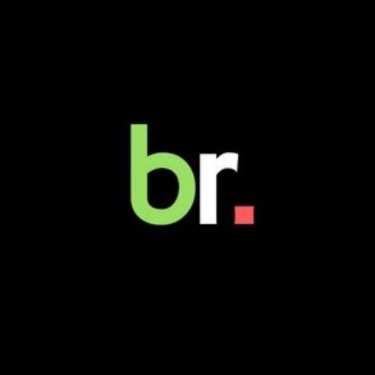 With XRP reserves surging by 1.2 billion in a single day, the price quickly surpassed $3.00, prompting market expectations that the price could reach new highs if the US SEC approves an XRP ETF. However, due to various factors, XRP has yet to break through the key resistance level of $3.30. Amidst t