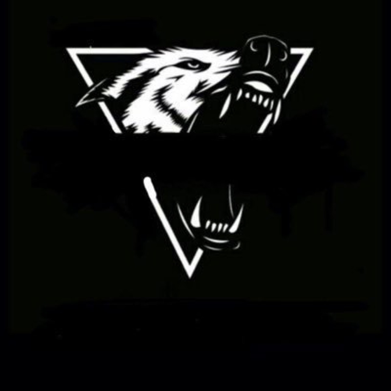 $XRP 🚨
Rn showing strength after breaking out of a descending trendline and reclaiming the $1.45 area 
Short-term structure suggests continuation, with price holding above support after the recent push 
If momentum sustains, a move toward the $1.60 zone becomes likely. 