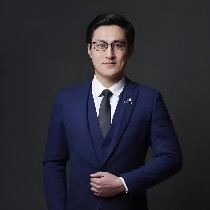 After giving a bullish outlook yesterday, the market did not move upward in a single direction, but instead first dipped down, touching the support level I mentioned yesterday, then rebounded effectively, indicating that the support below remains strong. The daily chart closed with a long lower shadow yesterday, with the lows still showing a continuous upward trend. Although the current daily trend is bearish, there is still a short-term need for a pullback downward, but the downward space is limited. The price has moved away from the middle band support by a considerable distance, and support levels below are increasing.  
The 4-hour chart of Bitcoin is also supported at the Bollinger middle band. Although it pierced through briefly, it quickly pulled back to the main trend. This is due to the strong support, and the bullish trend has not changed. The market remains bullish tonight, and the pullbacks are all opportunities for us to enter long positions.  
Tonight, Bitcoin can be bought at 77,500-77,000, with a target near 79,800; Ethereum can be bought at 2,310-2,280, with a target near 2,450.