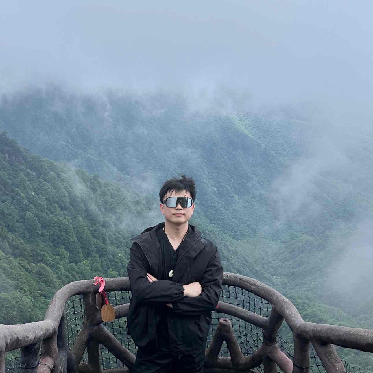 In the crypto world, I, 10U War God, am back again #ETH 