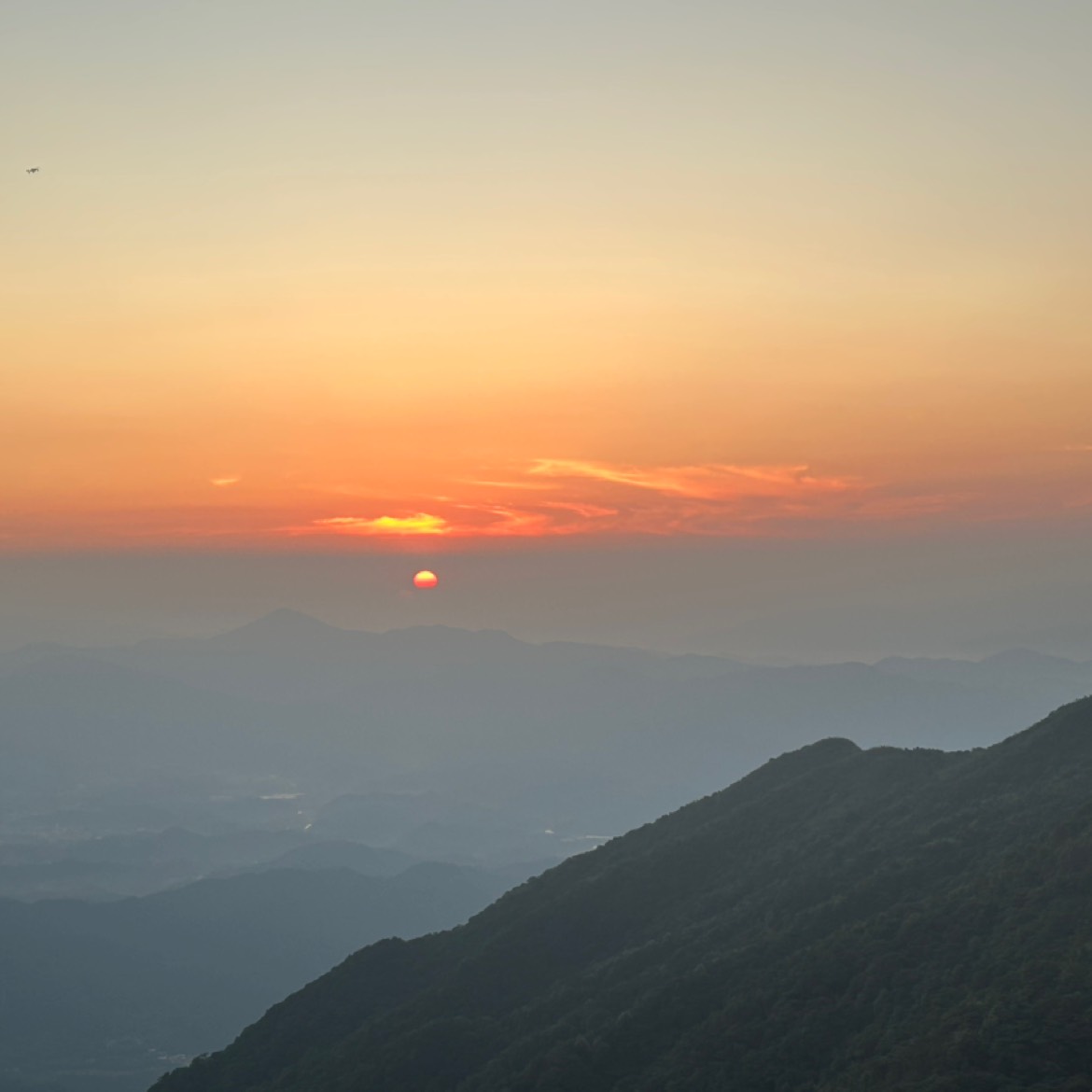 $PI - The so-called listing on an exchange is just the project team showing off a small amount of coins; the vast majority of ordinary users can't even withdraw their funds.
- The delay in mapping is not a technical issue; it's a fundamental attempt to prevent you from cashing out.
- The entire process relies on recruiting others, completing tasks, and making empty promises, with no real value backing it.
- Essentially: using the illusory dream of getting rich quickly to harvest ordinary people's time, connections, and trust.