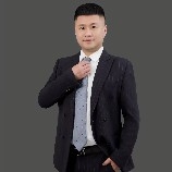 The current market rebound pace seems more like a preparation of the spatial and temporal framework for subsequent movements. Structurally, it leans towards a predominantly sideways correction with a slight bearish bias, especially on the 1-hour chart, where after a series of upward moves, the price encountered resistance at the upper Bollinger Band. The subsequent momentum failed to follow through, indicating a potential trend reversal signal.
In this "weak rally" state, the possibility of a short-term pullback is gradually increasing. It is likely that a new downward correction will follow, so attention should be paid to the support levels' ability to hold.
Bitcoin: Around 103,000-103,500, with a target near 101,500
Ethereum: Around 3,460-3,480, with a target near 3,330