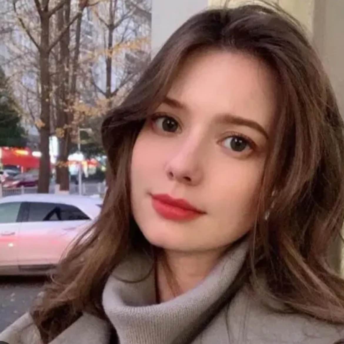 $ETH  RSI: RSI6(14.62), RSI12(26.62), RSI24(36.16) are all at low levels, with the 6-period RSI having entered severe oversold territory, suggesting short-term downward momentum may be nearing exhaustion. Light long positions can be considered.