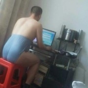 user-avatar